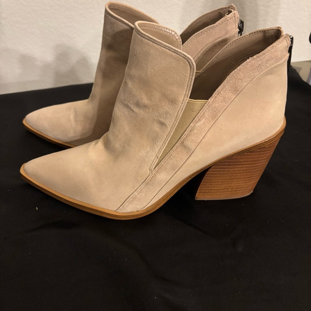 Vince Camuto Cream Heeled Boots